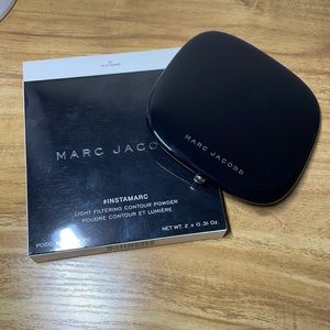 Brand new contour powder Marc Jacobs.